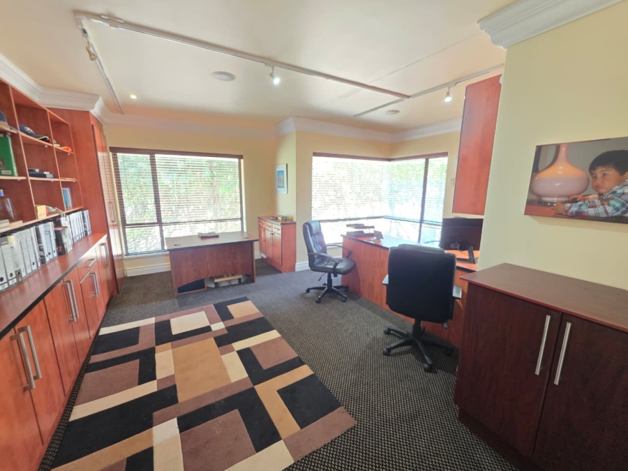 6 Bedroom Property for Sale in Myoli Beach Western Cape